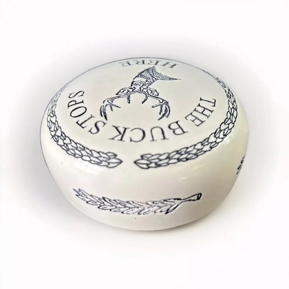 ‘The Buck Stops Here’ Scrimshaw Style Resin Paperweight Felt Bottom 2.5” Round - Picture 4 of 7